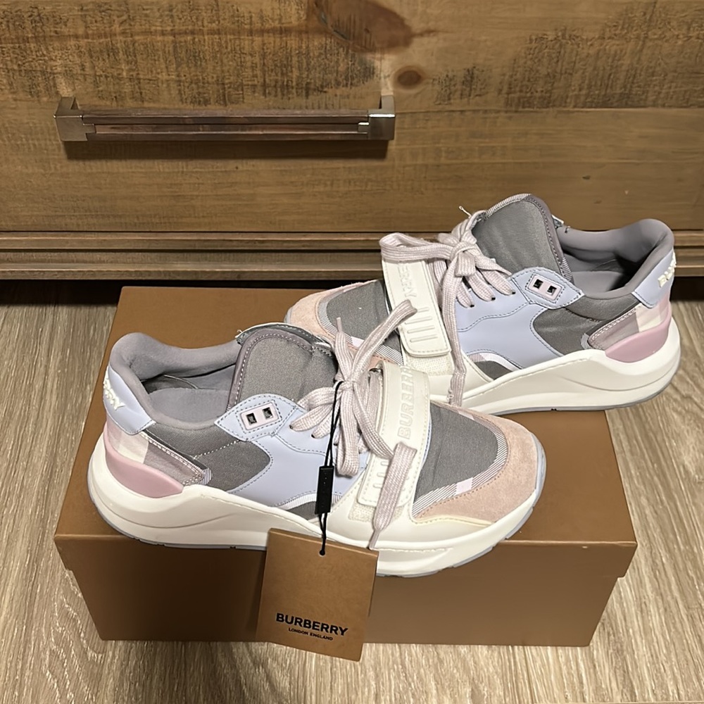 Burberry Ramsey Low Top Sneaker